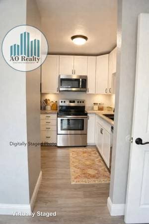 2BR/2BA Apartment on Hopper Ave · Santa Rosa photo 3