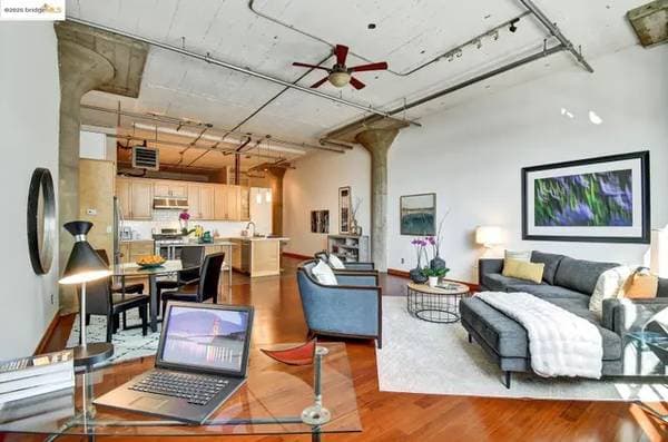 1BR/1BA Loft on 4th St Apt 204 · Oakland photo 5