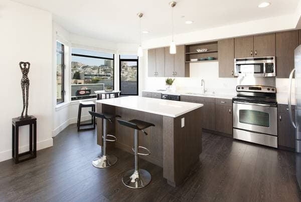 2BR/2BA Apartment · San Francisco photo 4