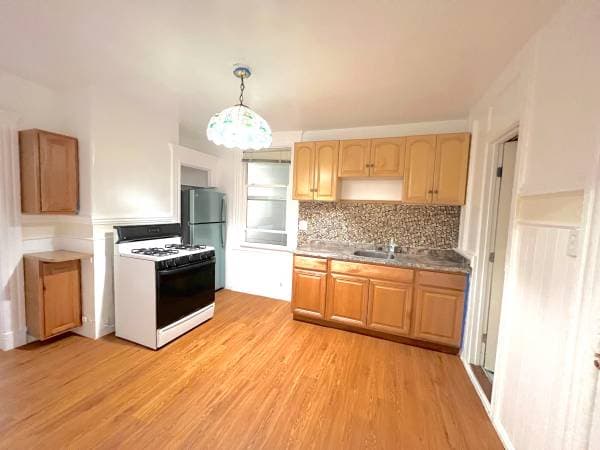 3BR/2BA Apartment · San Francisco photo 4