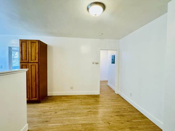 2BR/1BA Apartment · Berkeley photo 5