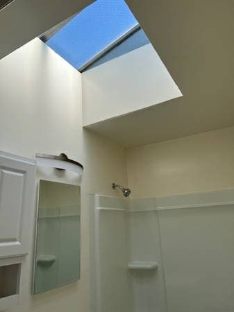 2BR/1BA Apartment on Bartlett St · San Francisco photo 4