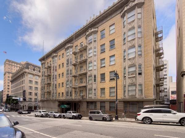 0BR/1BA Apartment on Taylor St - 101 · San Francisco photo 4