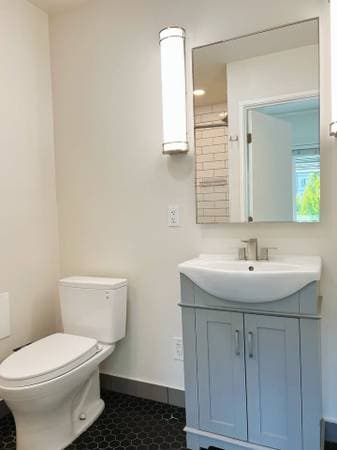 4BR/3BA Apartment on Summit St · Oakland photo 5