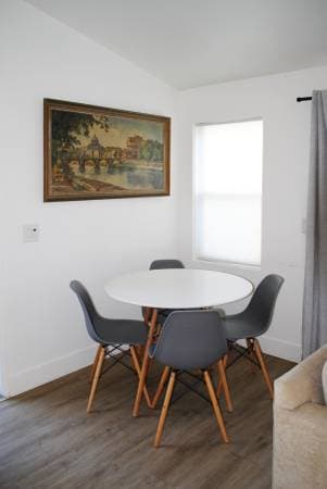 2BR/2BA In Law Adu on Summit Drive · Redwood City photo 4