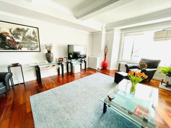 2BR/2BA Apartment · San Francisco photo 3