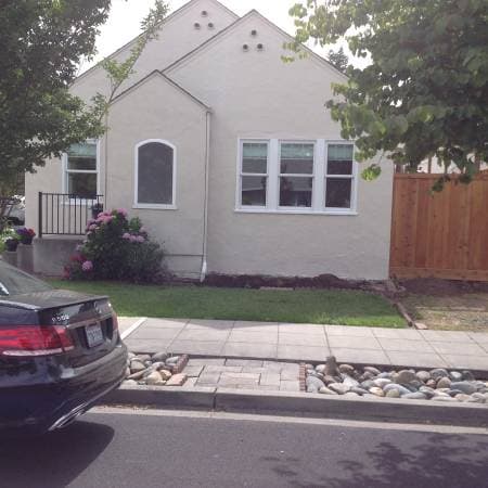 2BR/1BA Single Family House · Napa photo 3