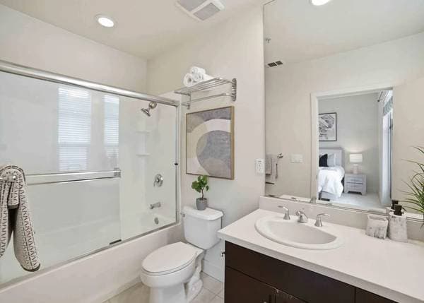 3BR/3BA Condo on E Julian · San Jose photo 5