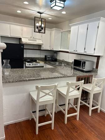 1BR Apartment · Oakland photo 4