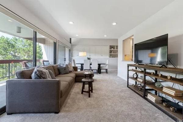 Fabulous gated 3bd/4bd  2.5ba, 2,630SF Kentfield home photo 2