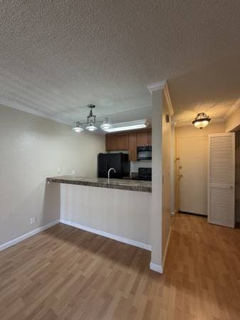0BR/1BA Condo on Imperial Way · Daly City photo 4