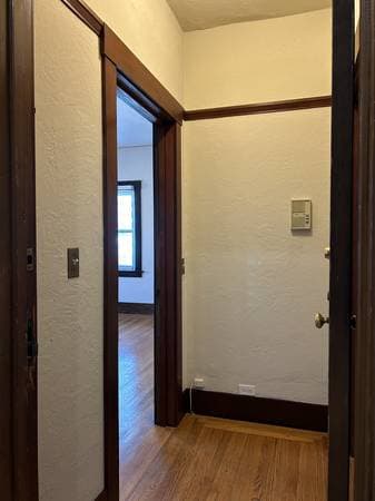 0BR/1BA Apartment · Oakland photo 2