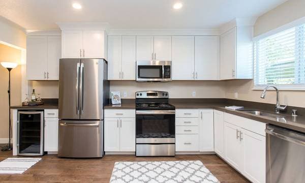 2BR/1BA Apartment on Casa Buena Dr · Corte Madera photo 3