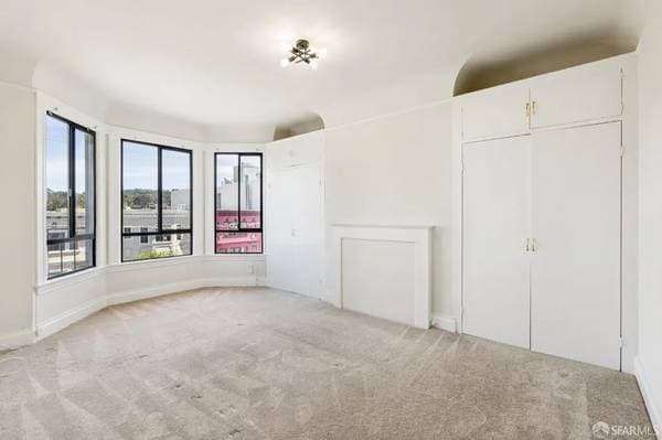 Charming 2 BR | 2.5 BA in Presidio Heights photo 3