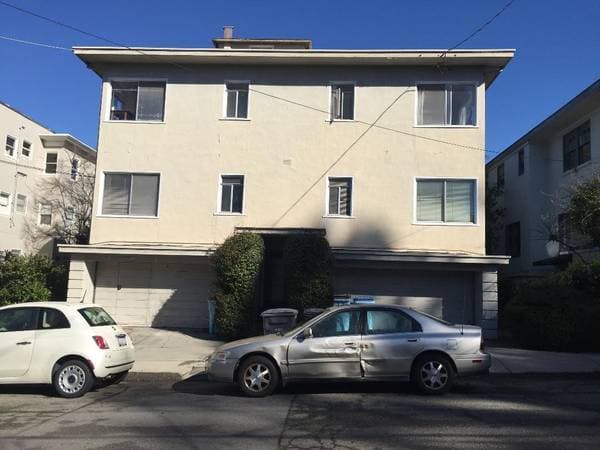 Apartments on Garber St. Near Piedmont Ave. · Berkeley photo 1