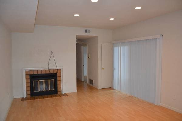 2BR/2BA Condo on Foothill Meadows Ct · San Jose photo 3