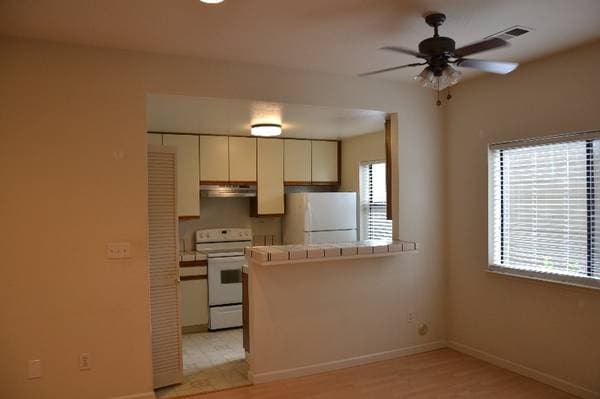 2BR/2BA Condo on Foothill Meadows Ct · San Jose photo 4