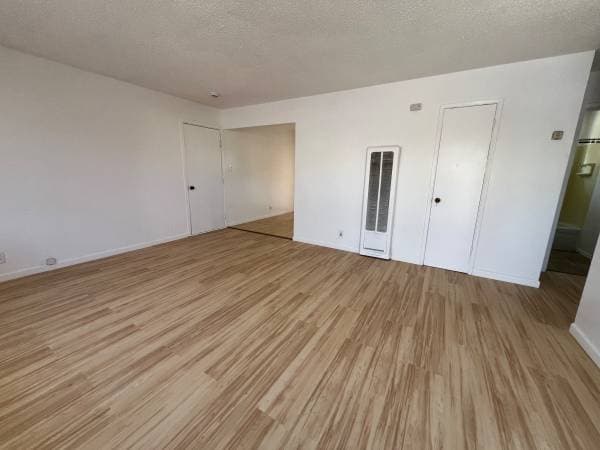 2BR/1BA Duplex on Aston Ave · Santa Rosa photo 4