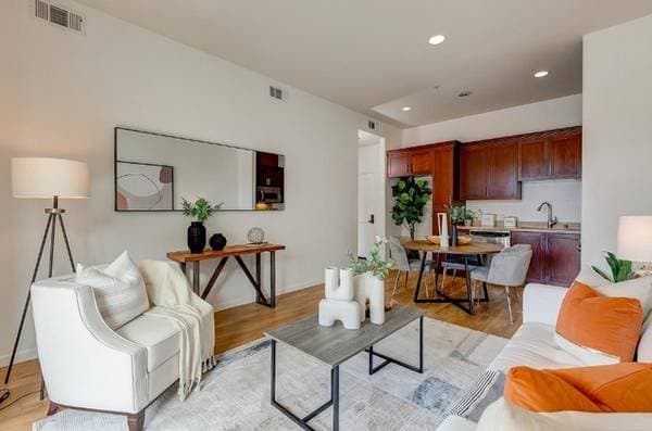 1BR/1BA Condo · Cupertino photo 2