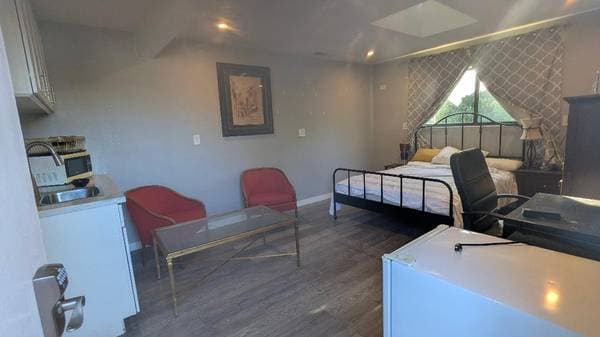 1BR/1BA In Law Adu · San Mateo photo 4