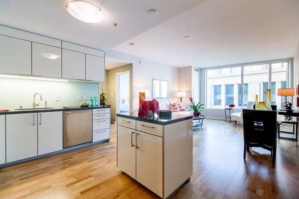 338 Spear St San Francisco, CA 94105 photo 3
