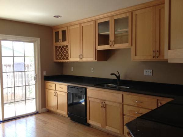 2BR/1BA Townhouse · Mountain View photo 1
