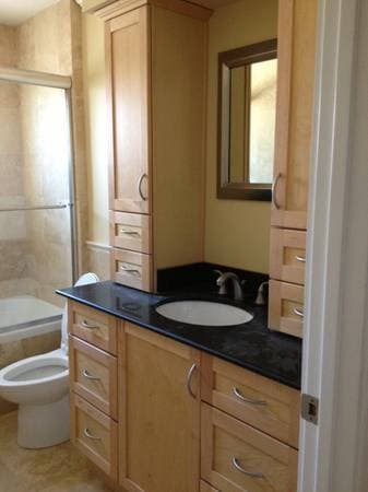 2BR/1BA Townhouse · Mountain View photo 3