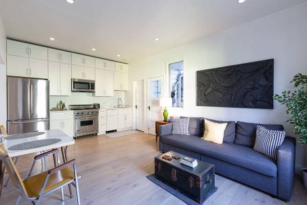 3BR/1BA Apartment · San Francisco photo 1