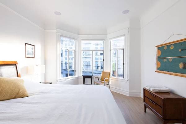 3BR/1BA Apartment · San Francisco photo 5