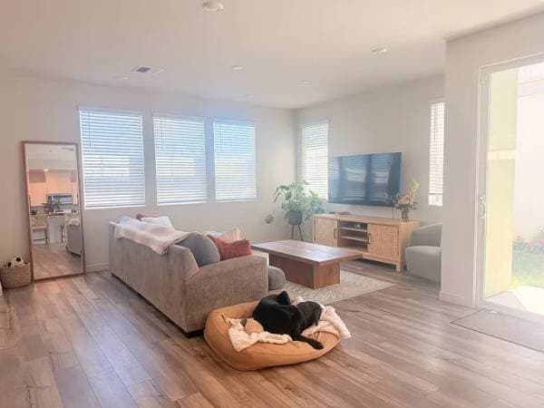 3BR/3BA Single Family House · Suisun City photo 5