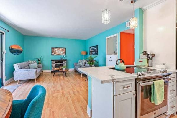 2BR/1BA Condo on 46th Ave · Capitola photo 5