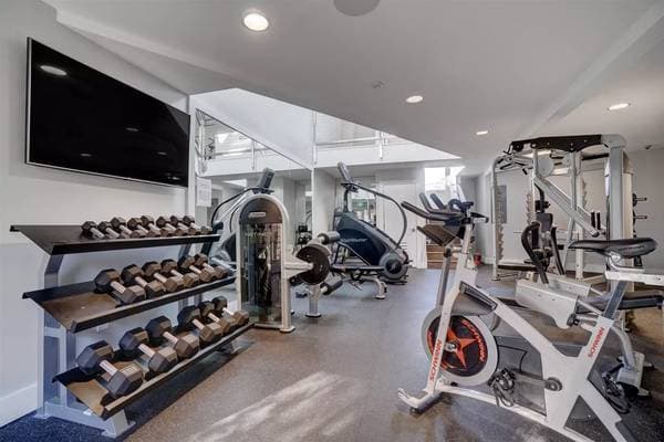 2BR/2BA Apartment on Escuela Avenue · Mountain View photo 1