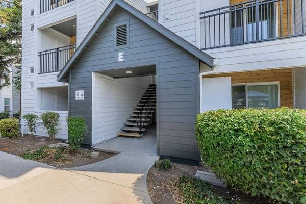 2BR/1BA Apartment on North Milpitas Boulevard · Milpitas photo 1