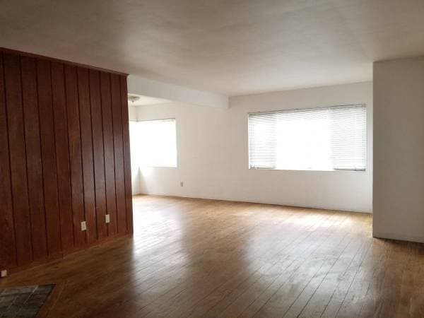2BR/1BA Apartment · Berkeley photo 1