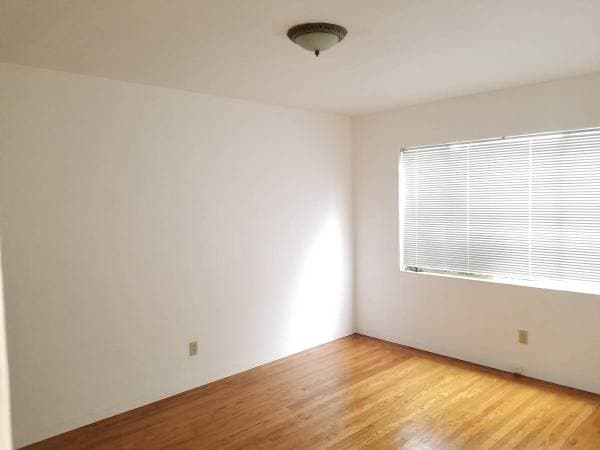 2BR/1BA Apartment · Berkeley photo 5