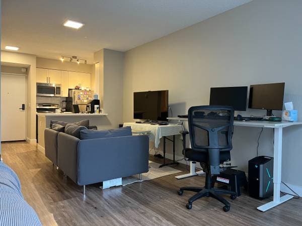 1BR/1BA Apartment · San Francisco photo 2