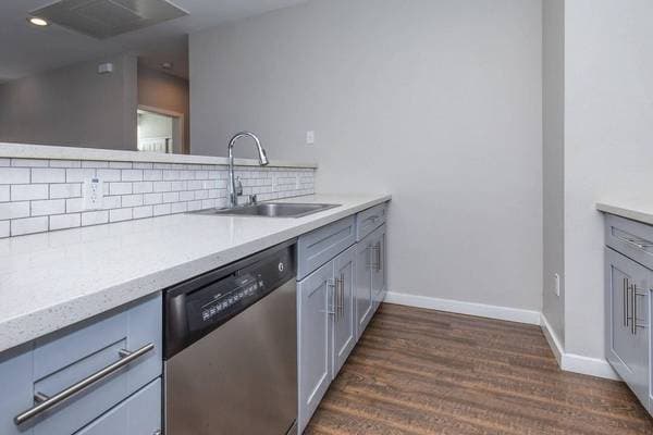 1BR/1BA Apartment on Schmidt Lane · El Cerrito photo 4