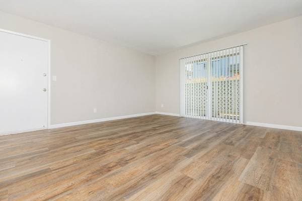 2BR/1BA Apartment on Stokes Street · San Jose photo 2