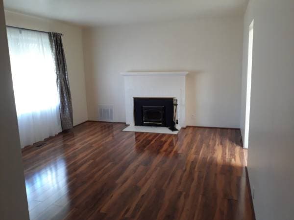 2BR/1BA Duplex · San Francisco Airport photo 1
