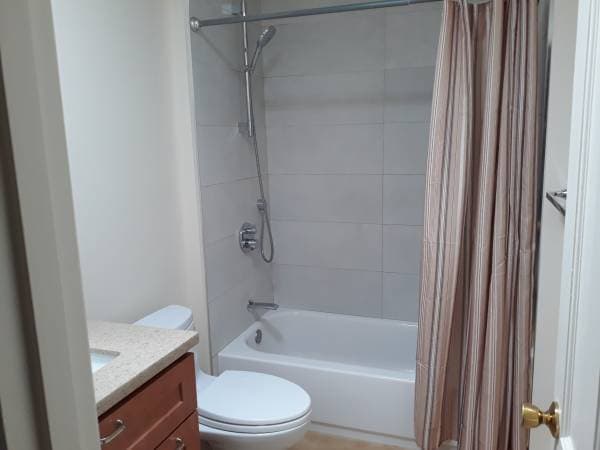 2BR/1BA Duplex · San Francisco Airport photo 3