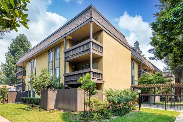 1BR/1BA Apartment on Northwood Dr · Concord photo 3
