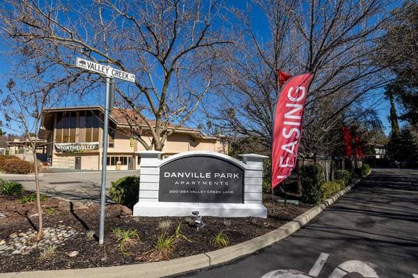 2BR/1BA Apartment on Valley Creek · Danville photo 1