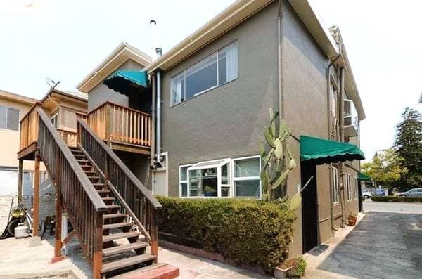 1BR/1BA Apartment on Martin Luther King Junior Way · Berkeley photo 2