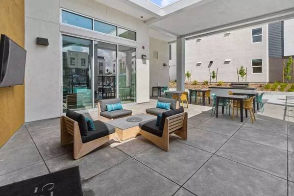 1BR/1BA Apartment on Yolanda Ave · Santa Rosa photo 2