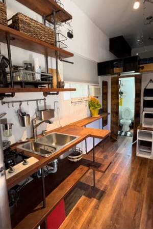 0BR/1BA Single Family House · El Verano photo 2