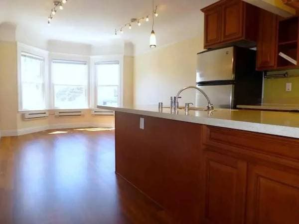 1BR/1BA Apartment on Shrader St · San Francisco photo 4
