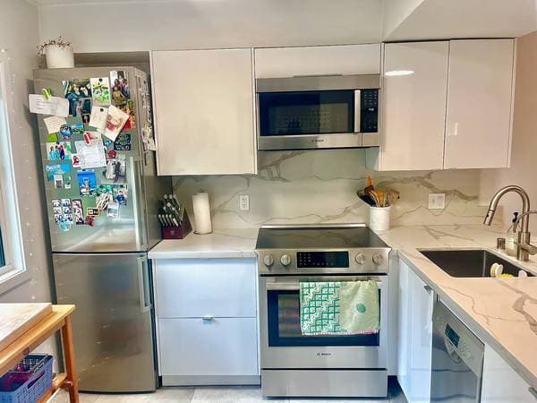2BR/3BA Condo on Penny Lane · Fairfax photo 3