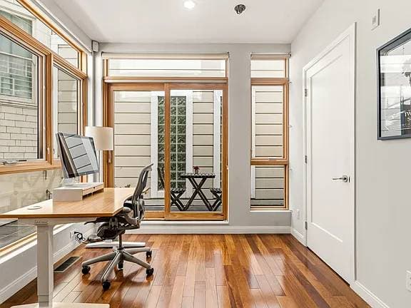 2BR/3BA Condo · San Francisco photo 2