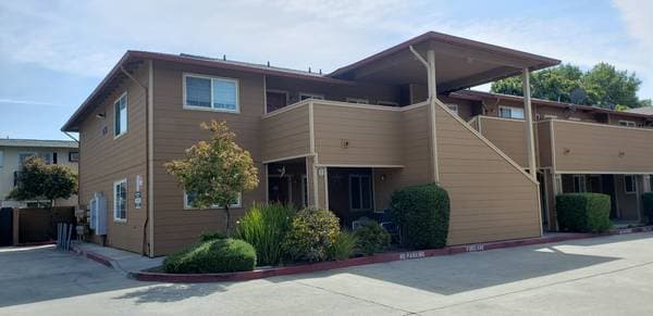 2BR/2BA Condo · Pleasanton photo 1