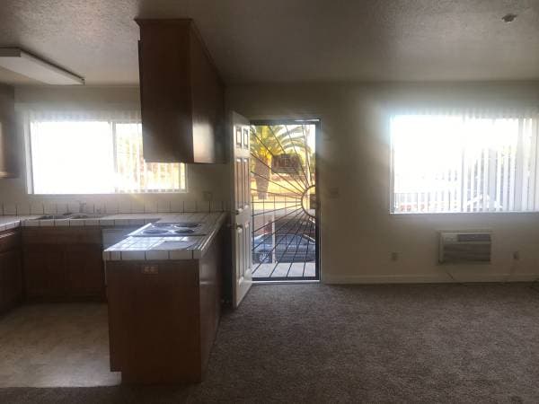 2BR/1BA Apartment on Eigleberry St · Gilroy photo 2